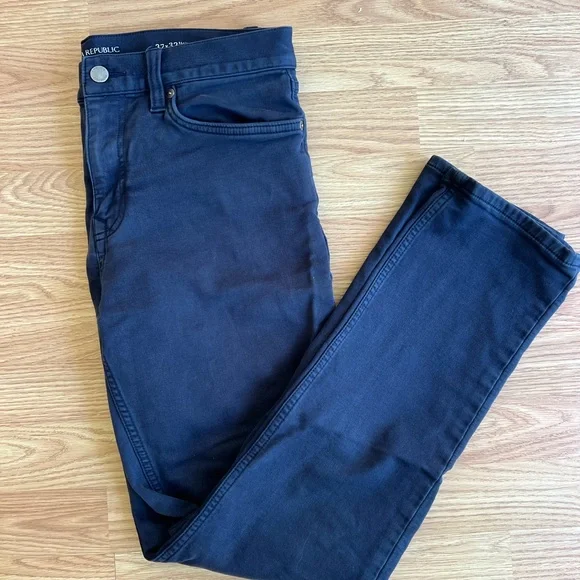 Navy Blue Men’s Jeans by Banana Republic - Picture 1 of 4